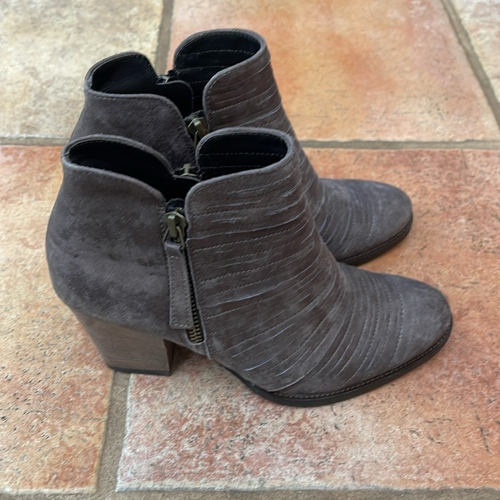 Paul Green Bootie size 6 - Picture 2 of 8